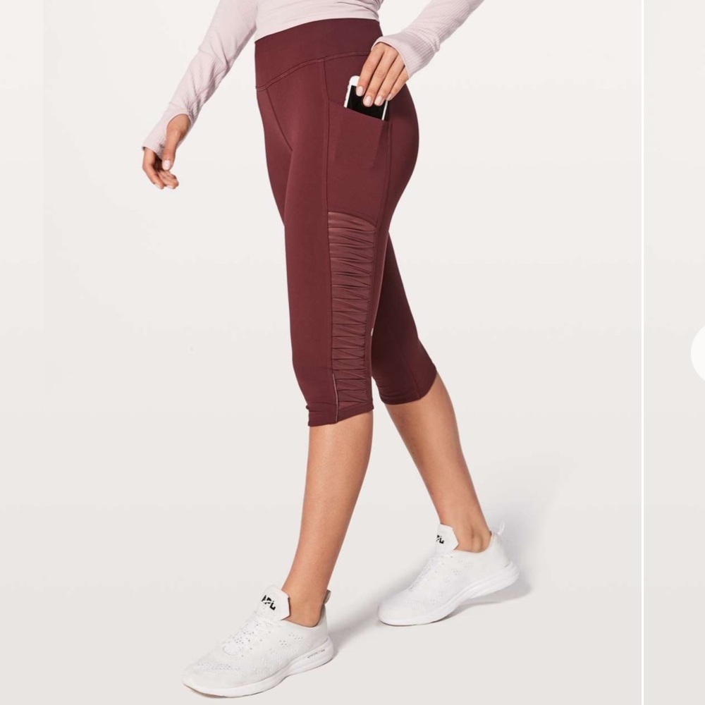 Lululemon Sharp Turns Crop 17" Leggings Redwood (Burgundy) Sheer/Pockets Size: 4